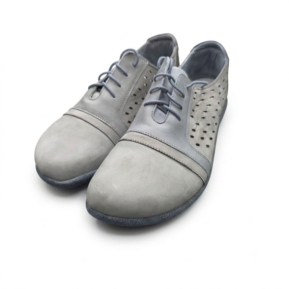 NIB Naot Lalo Womens 39 US 8 Gray Nubuck Leather Perforated Lace Up Shoes